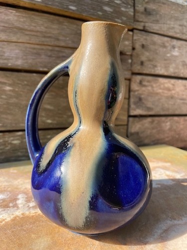 Elegant vase soliflore art